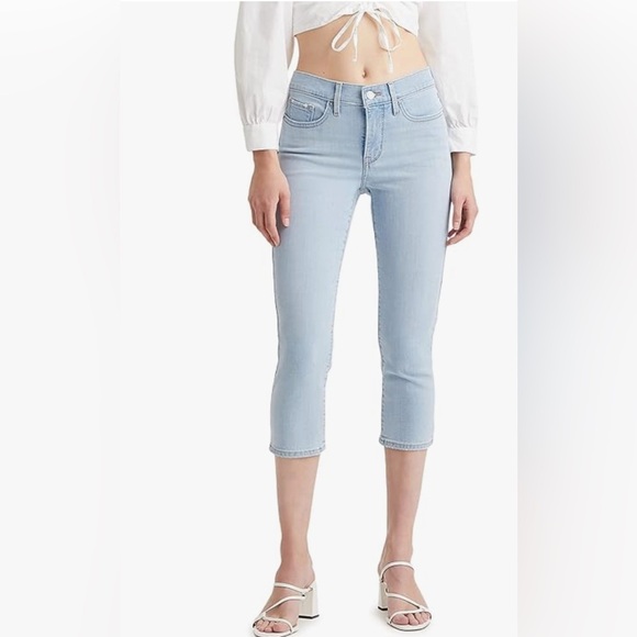 Levi's Women's 311 Size 14 Mid Rise Shaping Capri Jeans. New With Tags. - Picture 1 of 8